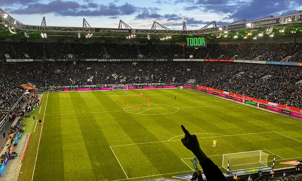 EJBL-Jugend-Wohngruppe-Thomas-Mann-Str.-im-Borussia-Park-2024-01